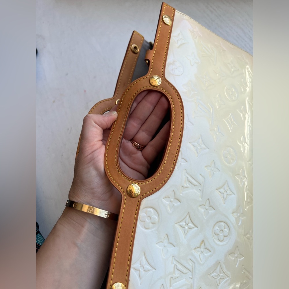 Louis Vuitton Roxbury Drive Perle Monogram Vernis - Picture 12 of 14